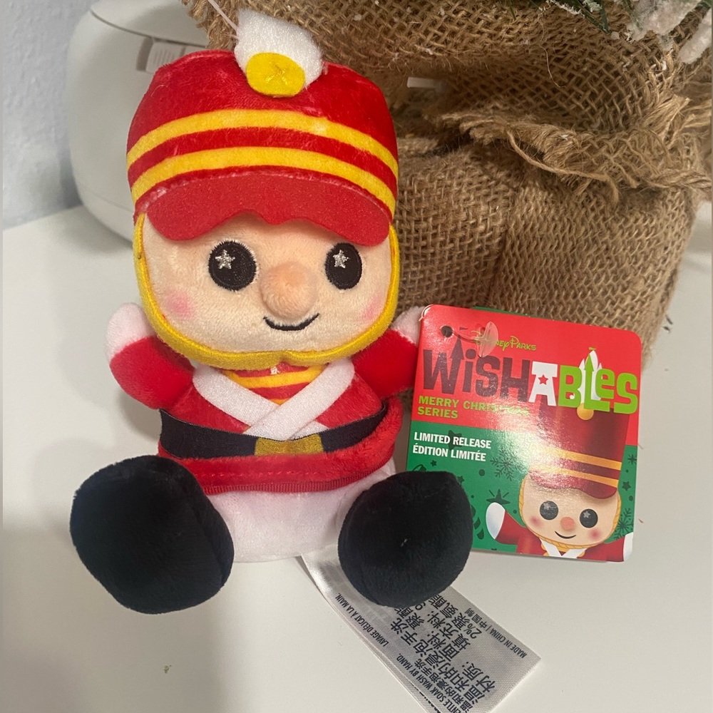 Disney Wishables, Toy Soldier, Merry Christmas Series Limited Release